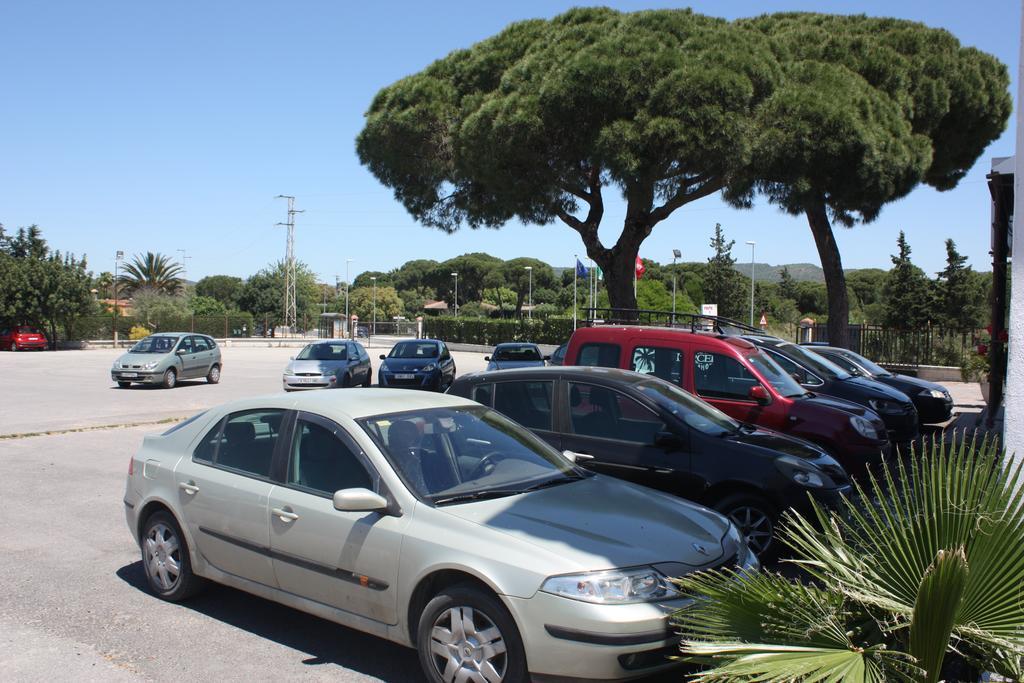 Hostal Rural La Plata Parking Incluido 阿尔科斯-德拉弗龙特拉 外观 照片