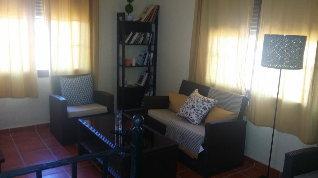 Hostal Rural La Plata Parking Incluido 阿尔科斯-德拉弗龙特拉 外观 照片